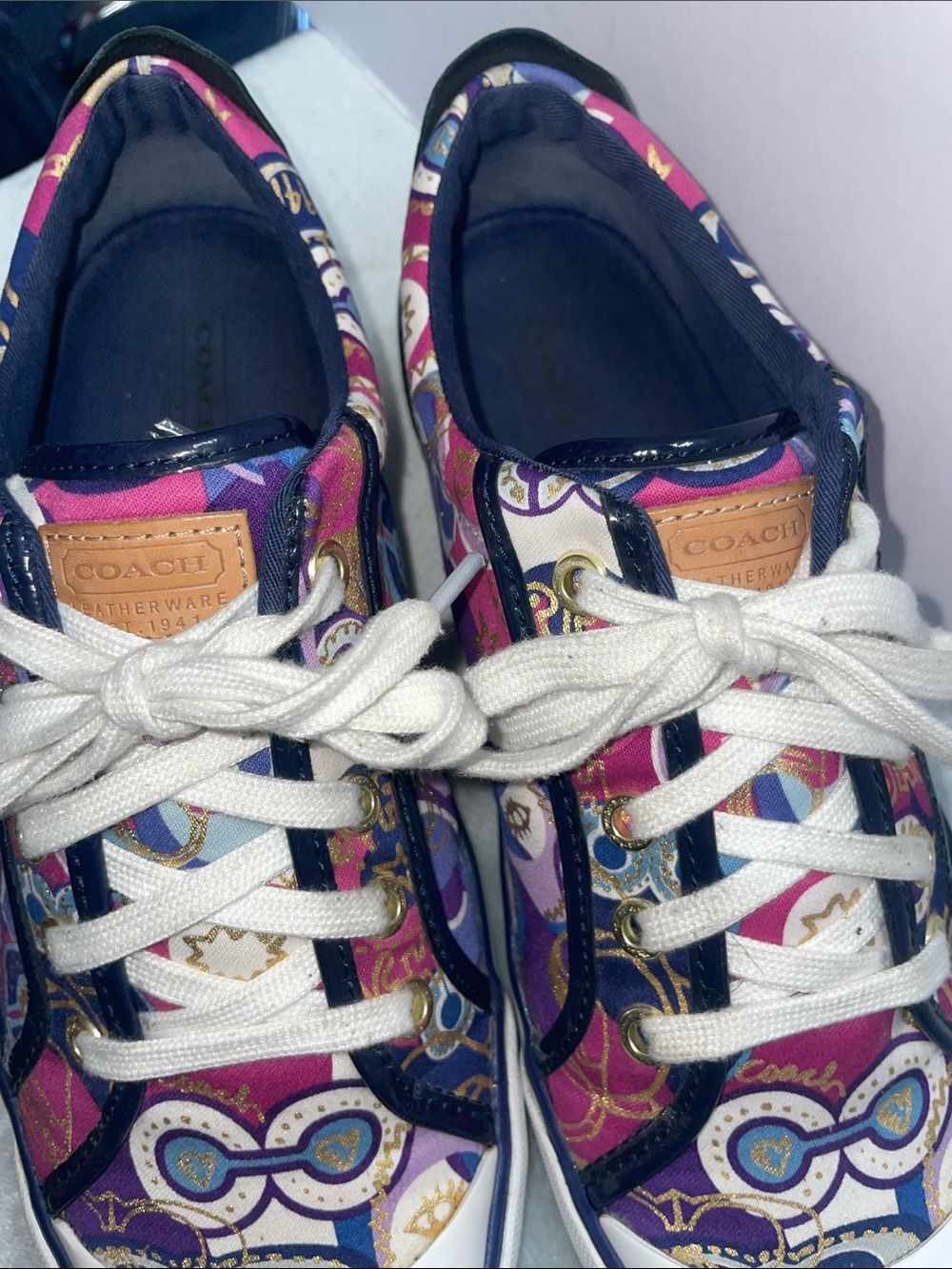 Coach ‘Barrett’ Poppy C Signature Low Top Woman’s Sneakers - Picture 2 of 15